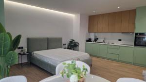 Center M Apartments 102