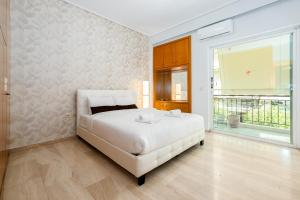 Spacious 144sqm flat near Mount Ymittos