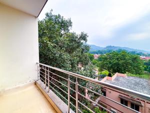 Hotel Nirvana Palace Near Parmarth Niketan