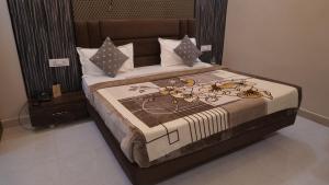 Hotel Golden Aura Inn