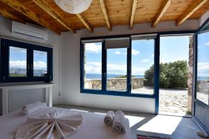 Breathtaking Seaview Villa Deos