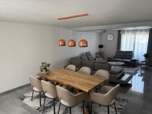 Villa luxueuse et Moderne avec piscine !