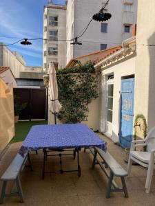 Maison de pêcheur centre ville à 200 m de la plage