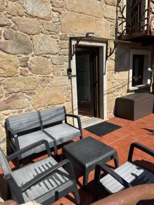 O LAR DE ROMARÍS I - O LAR DE ROMARÍS II