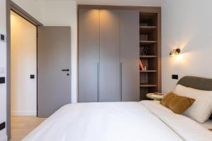 Stylish modern apartment in prime location