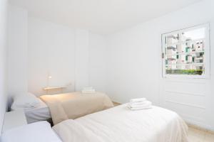 Home2Book Terrace Apartment with Pool in Arona