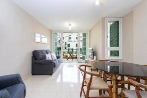 Home2Book Terrace Apartment with Pool in Arona