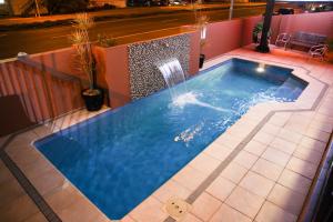 Rocky Resort Motor Inn image 4