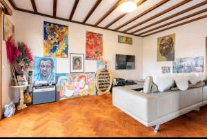 Villa & Wellness Area Jacuzzi Sauna Massage Table