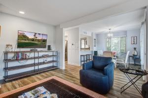 Fairway Oaks 1305