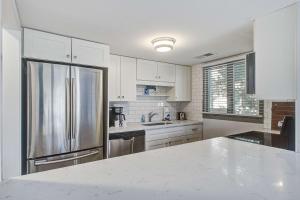 Fairway Oaks 1305