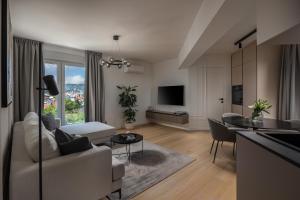 Iman Apartments