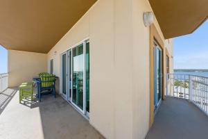 Crystal Shores West 601 by Youngs Suncoast