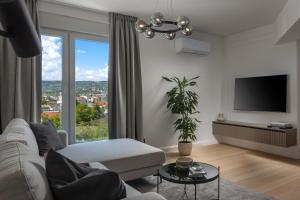 Iman Apartments