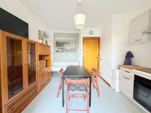 M135 - Marcelli, trilocale con portico a 150mt dal mare