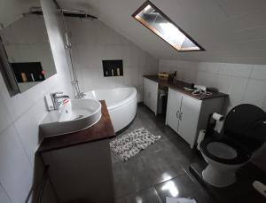 KWE VANIE 4 ou 5 personnes