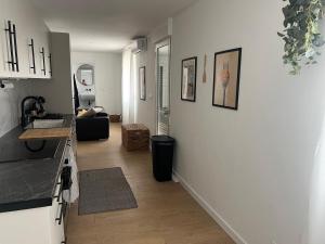 Brand New Cozy Apartment, quiet and central