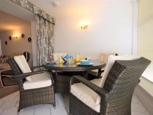3 Bed in Fowey oc-pc008