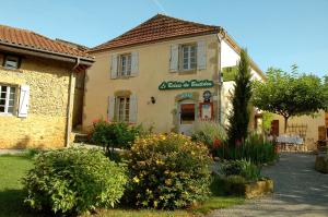 Hotels Logis Le Relais du Bastidou : photos des chambres