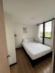 Airport apartment, US Embassy Simón Bolívar