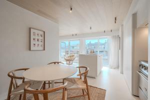 Premium Holidays - Penthouse Strandjutter near the beach