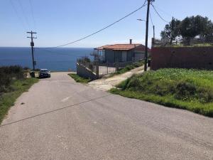 A peaceful haven in a quiet location with exceptional sea views