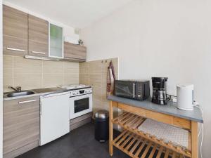 Charmant T2 avec terrasse et parking privé, proche plage, capacité 4 personnes - Marseillan - FR-1-326-495