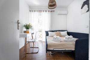 Saronida Coastal Escape 2BR Apartment