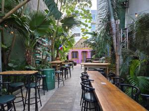 Casa Ambar Nightlife by AcoModo Casco Viejo