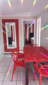 Vista Mar! Apto 2 Quartos a 35m da Praia com Piscina e Academia