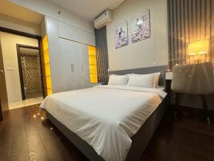 Picity High Park - C4 - Pool view & luxury view, HCM City center view