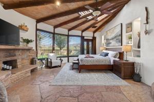 Azura Desert Retreat