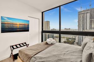 Miami Oasis 2BR Apt Pool & Beach Access for 5