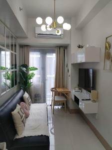 Staycation At Shore by LAYANDY
