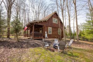 Johnsons Creek Cabin by Railey Vacations