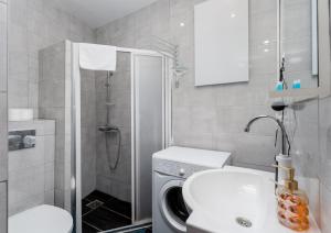 Gliwice Comfort Stay Studio by BookingHost