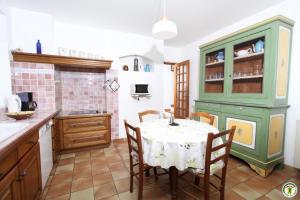 Gîte Bleu au milieu des oliviers