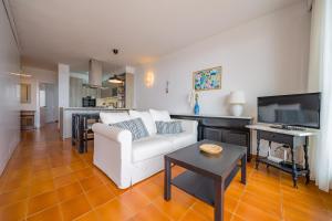 MM-Precioso piso con terraza y vistas al Mar AC