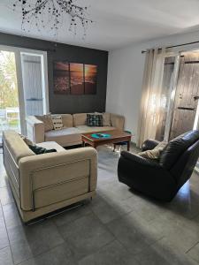 House with private pool