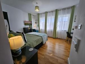 Central Chambers Suites