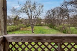 The Cornish Classic - Cozy Ranch Near Downtown