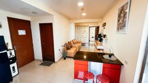3BRplus Sudirman Suites Apartemen by Your Home