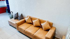 3BRplus Sudirman Suites Apartemen by Your Home