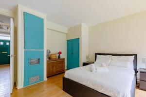 Bright Studio near Borough and The Shard