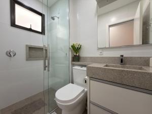 Residencial Benjamin - Apartamento garden a 2 minutos da praia de Palmas, com espaços internos e externos amplos para até 8 pessoas