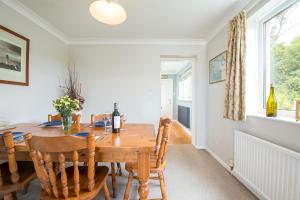 The Willows Dinas Cross