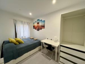 Habitación privada en apartamento compartido junto al Aeropuerto y Fira Barcelona