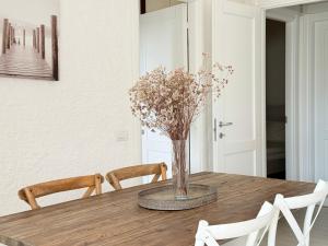 N117 - Numana, nuovo trilocale con giardino vista mare