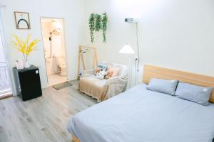 KADA Home - C123 - Steps to Train & Cuisine streets