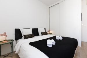 Urban Pearl YourHostHelper